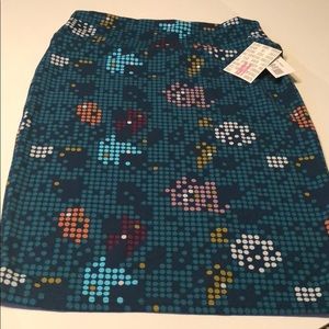 NWT M Cassie Skirt